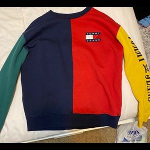 Vintage Colorblock Tommy Hilfiger Crew Neck